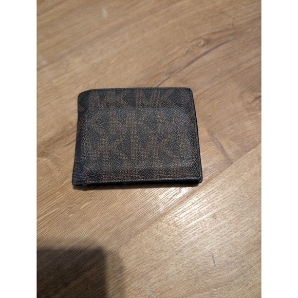 Michael‎ Kors Wallet Bifold Brown Monogram Card Holder Pocket - Picture 1 of 4